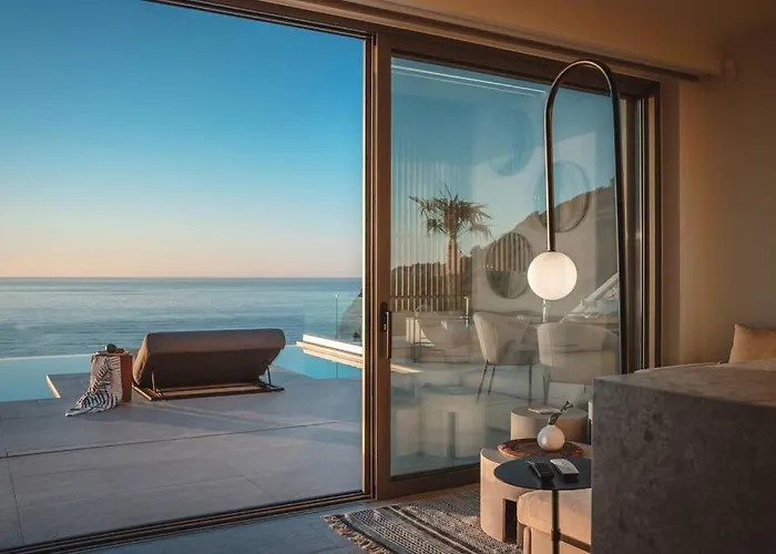 The Wave Twin 1 Kathisma Lefkada * Kathisma Beach