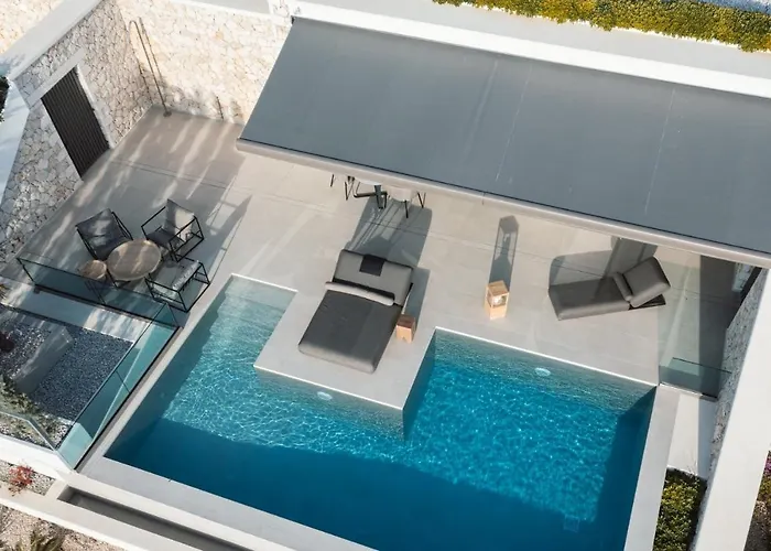 The Wave Twin 1 Kathisma Lefkada *